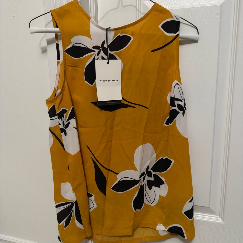 NWT Who What Wear Yellow and Black Floral Tank Top
